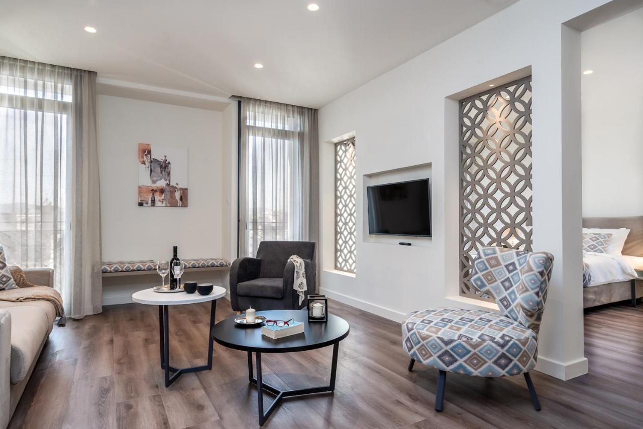 Urban Nest - Suites & Apartments Athene Buitenkant foto
